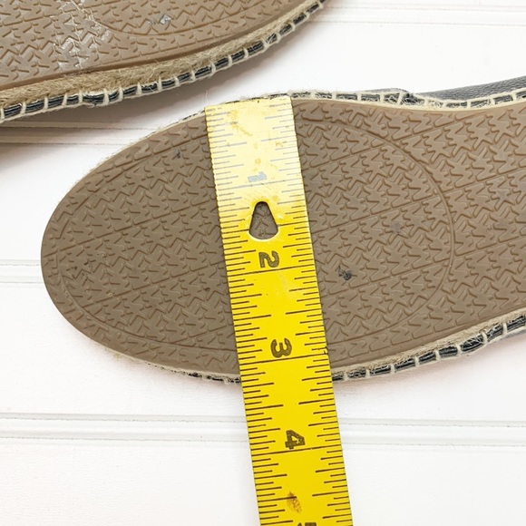 Michael Kors black leather espadrilles EUC 6.5 - Picture 7 of 9